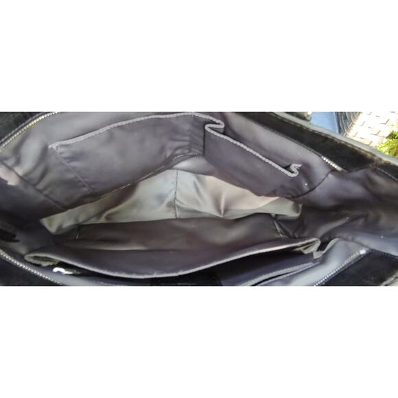 COACH - Poppy Textured Patent Leather Blair Tote Bag - Picture 3 of 11